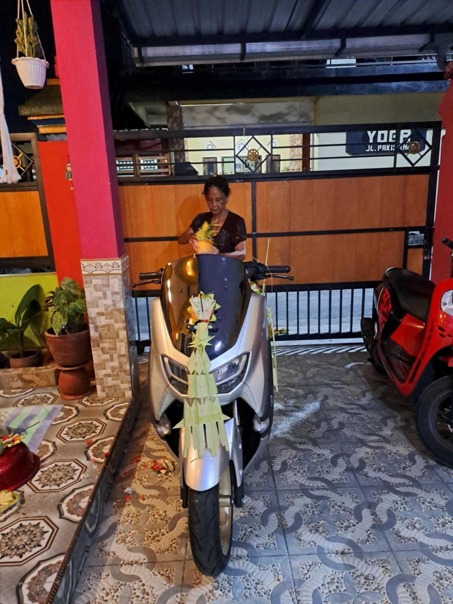 Вілла Kubu Pilatus - Family House Lombok Tjakranegara Номер фото